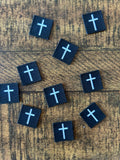 micro patch noir avec croix blanche lasercut